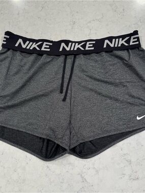 Nike Dri-Fit Women’s XL Training Shorts Elastic Logo Waistband Athletic Workout